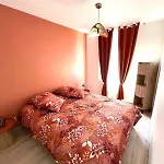 Maison Bien-être Balnéo Et Sauna Cosy Et Chaleureux Casa de Férias Châlons-en-Champagne