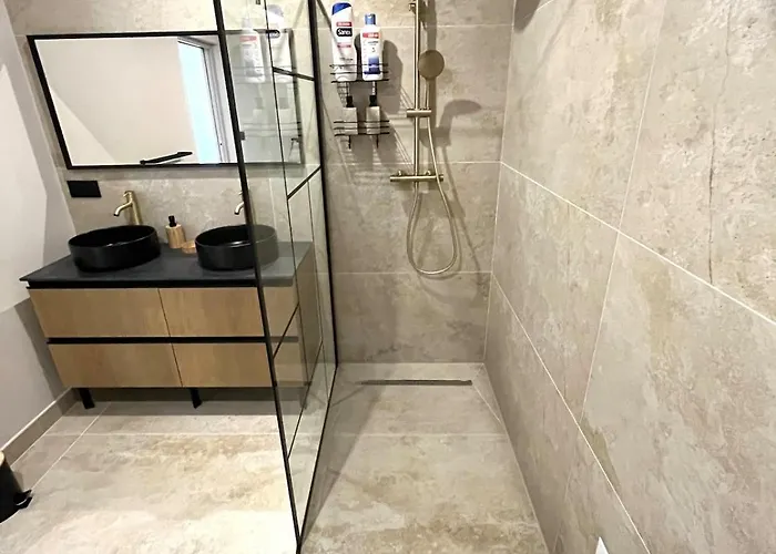 Maison Bien-etre Balneo Et Sauna Cosy Et Chaleureux *