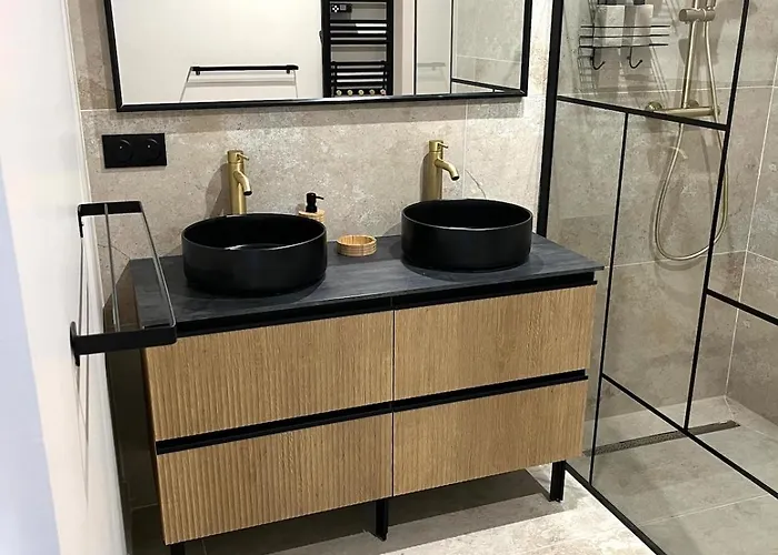 Nyaraló Maison Bien-etre Balneo Et Sauna Cosy Et Chaleureux